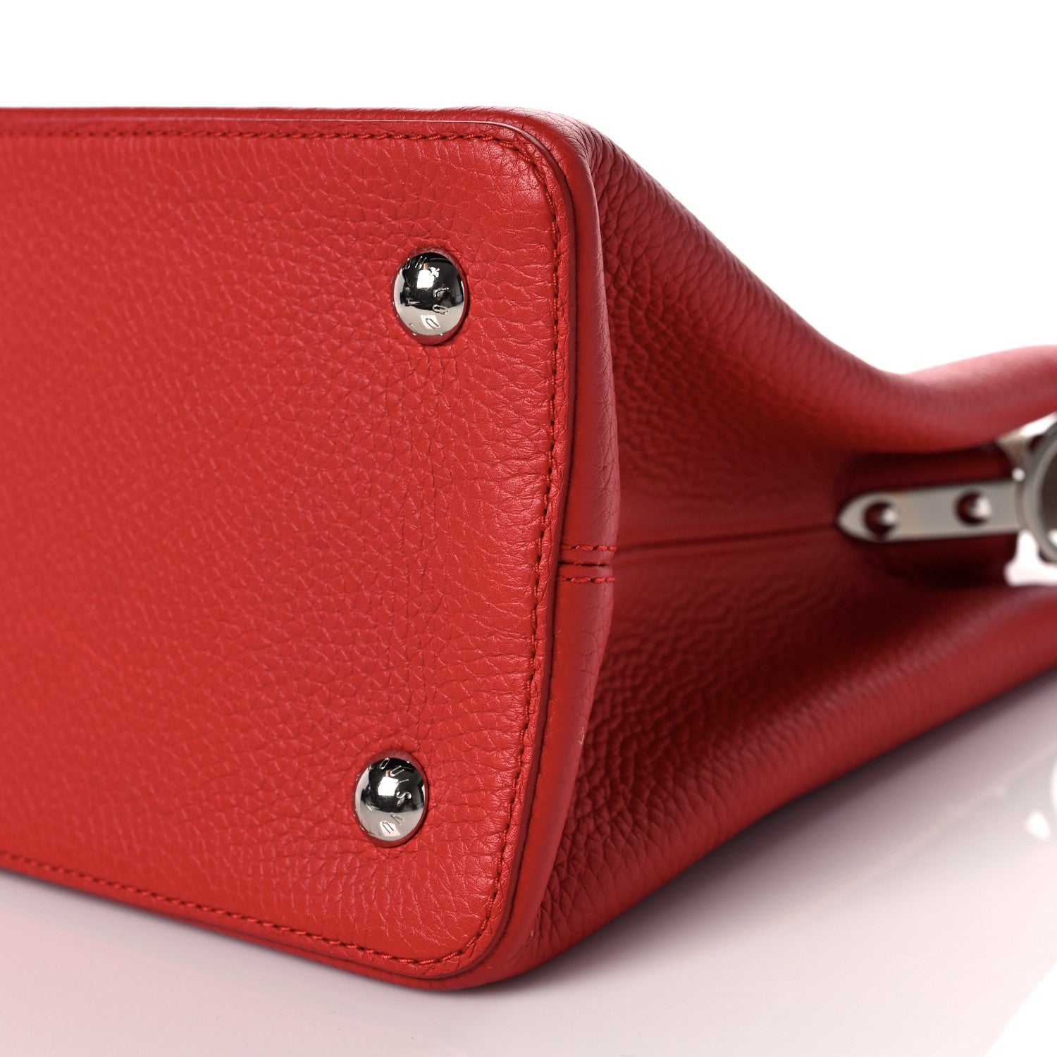 Louis Vuitton Taurillon Python Capucines MM Rubis 8 of 11