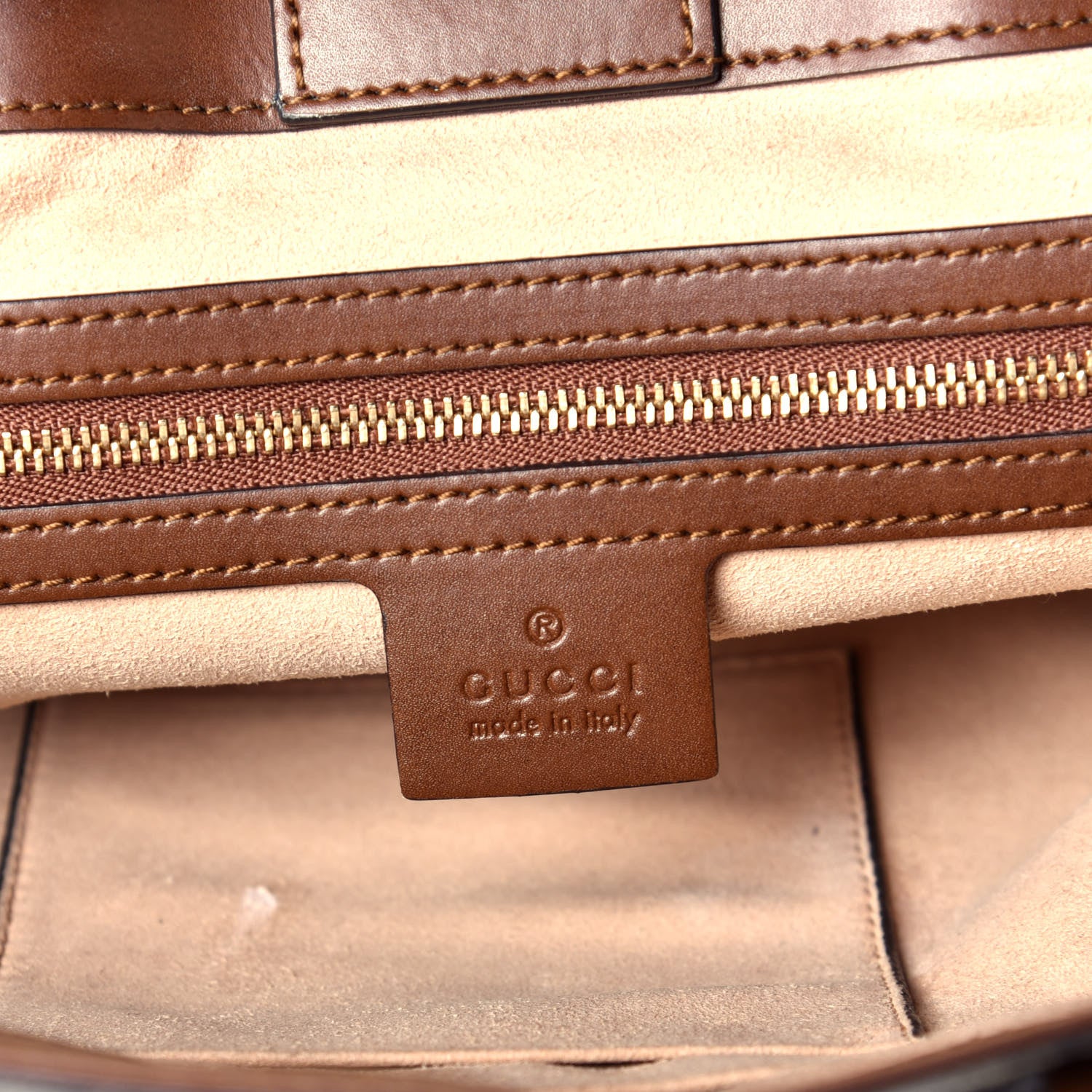 Gucci Soft GG Supreme Monogram Small Crossbody Tote Beige Cuir 7 of 11