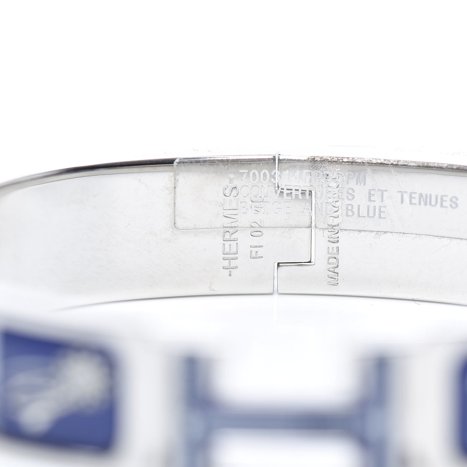 Hermes Enamel Printed Narrow Couvertures et Tenues de Jour Clic Clac H Bracelet PM Laiton Plaque 4 of 6