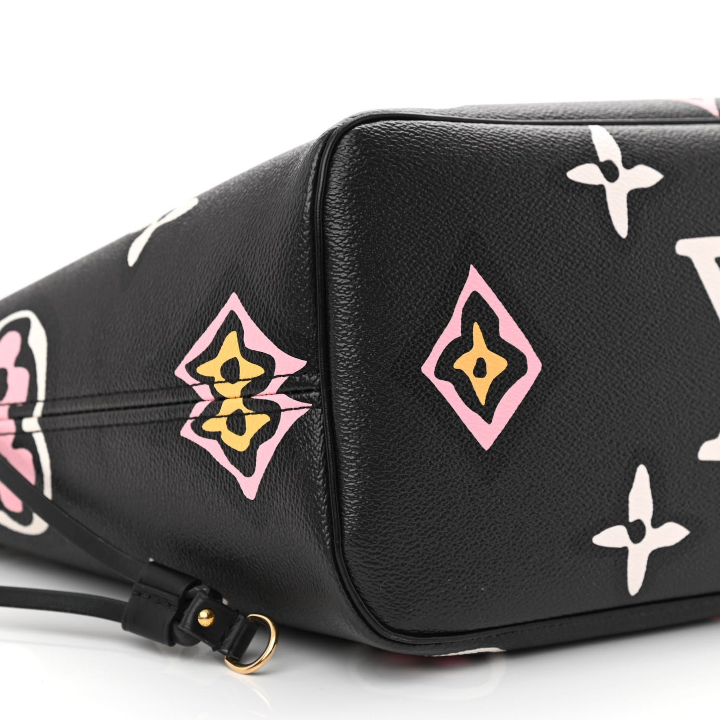 Monogram Giant Wild At Heart Neverfull MM Black