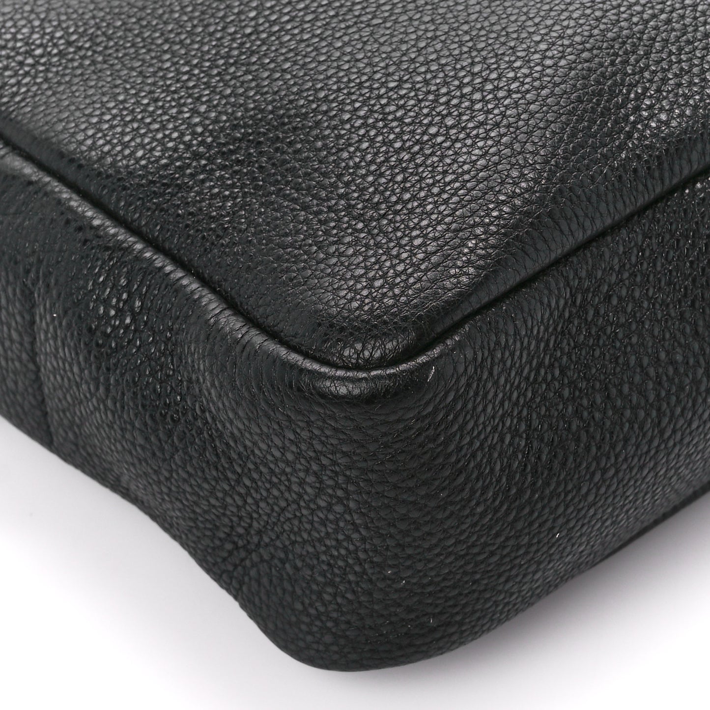 Vitello Daino Camera Crossbody Black