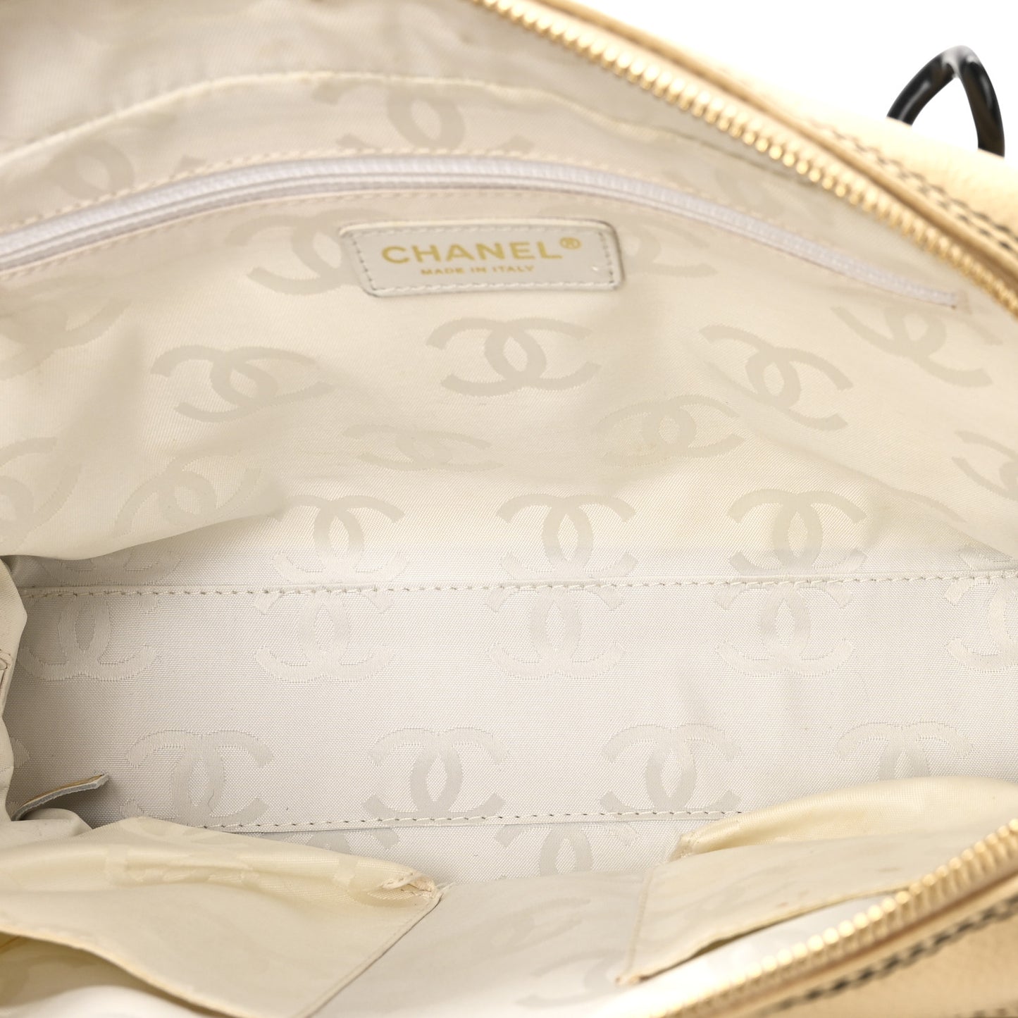 Caviar Bekko Chain CC Bowler Beige