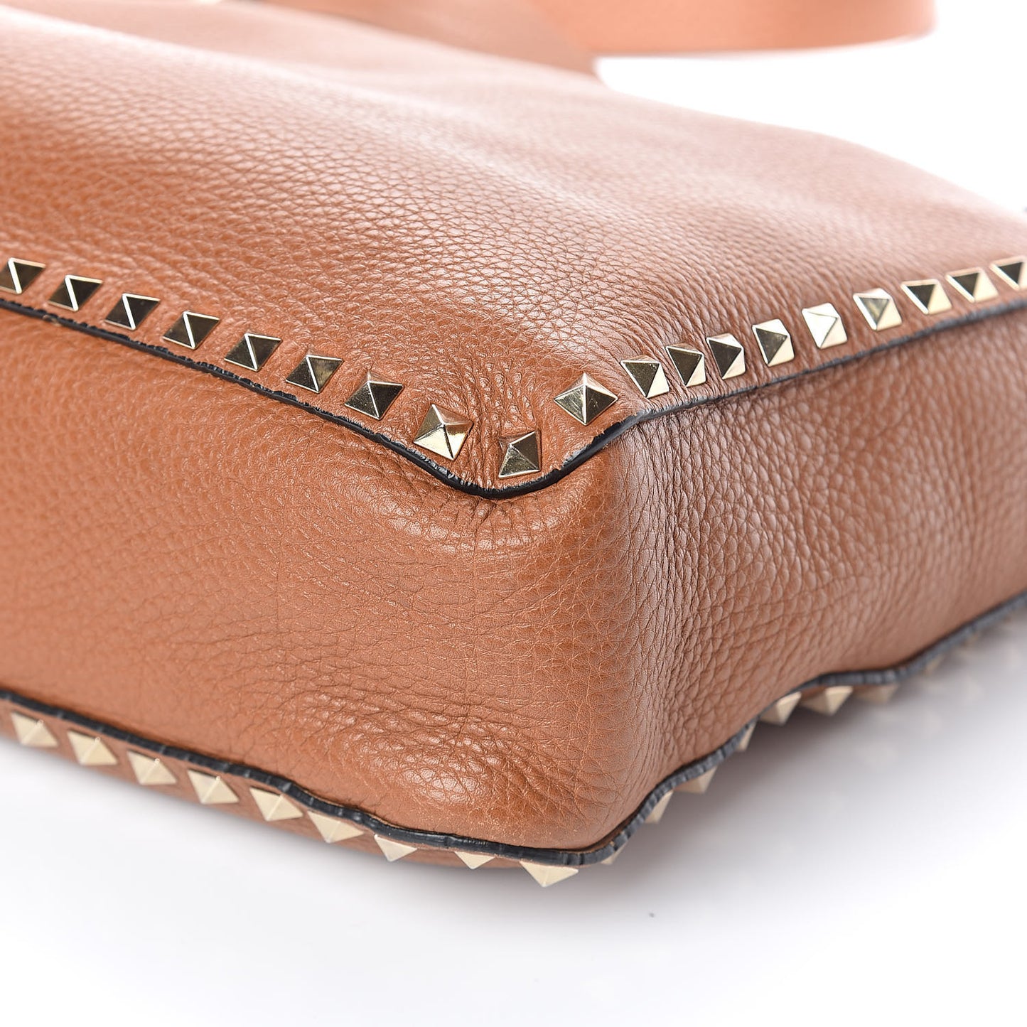 Pebbled Calfskin Large Rockstud Flip-Lock Messenger Bag Light Cuir