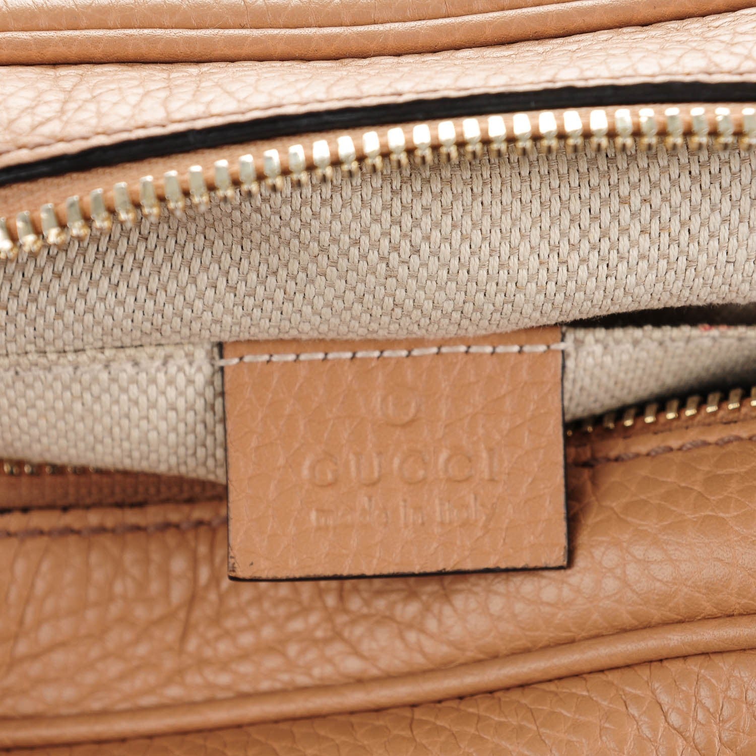 Gucci Pebbled Calfskin Small Soho Disco Bag Camelia 6 of 7