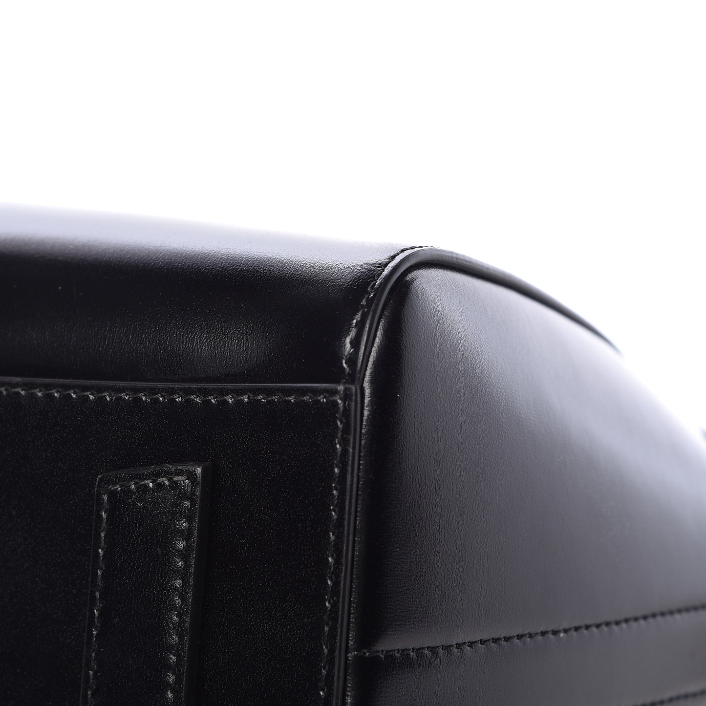 Shiny Lord Calfskin Small Antigona Black