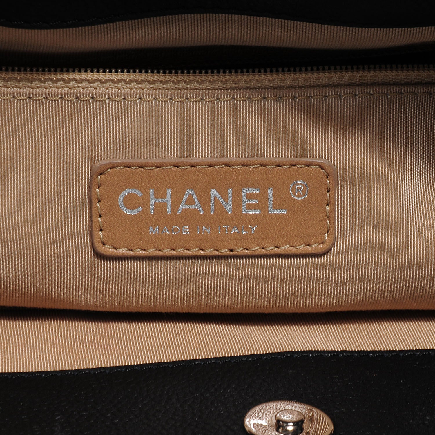 Chanel Caviar Expandable Zip Shoulder Bag Black 6 of 7