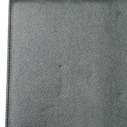 Louis Vuitton Taiga Desk Agenda Cover Epicea 7 of 7