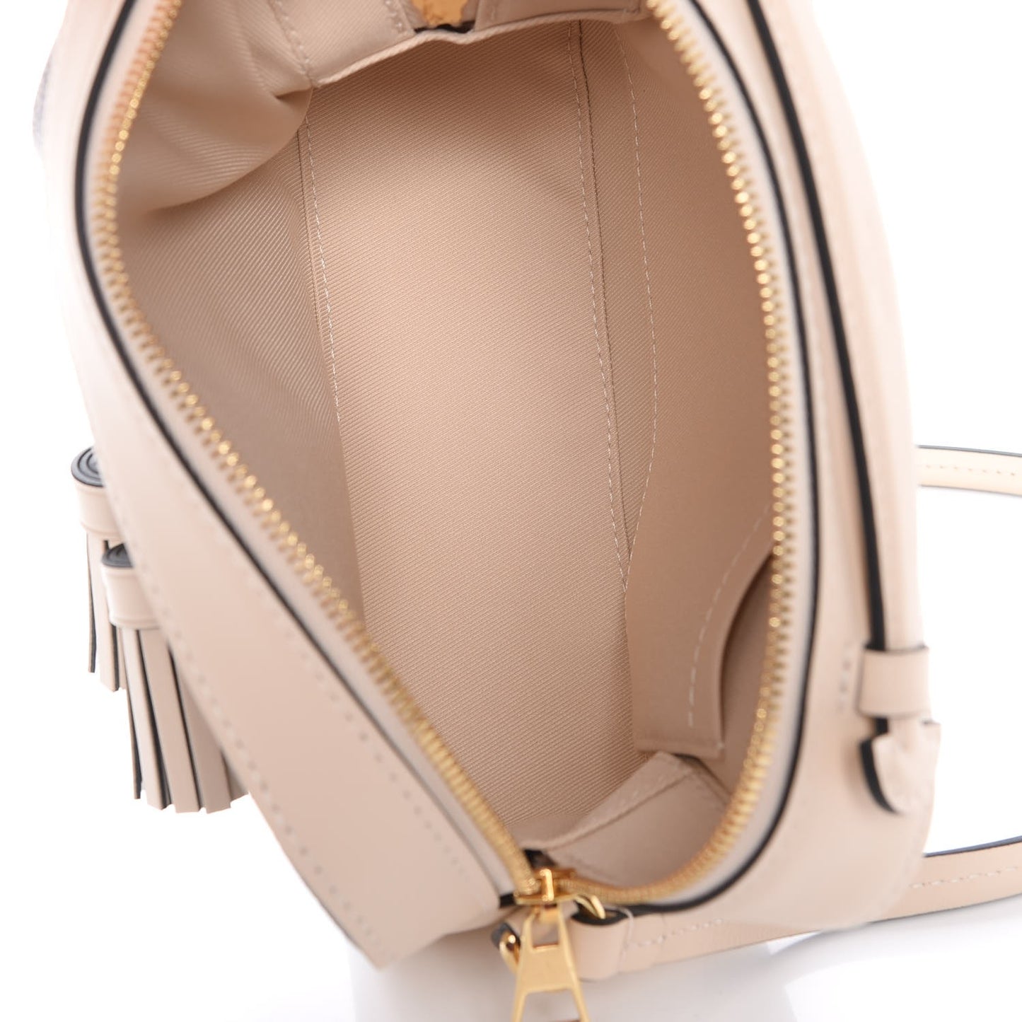 Monogram Saintonge Creme