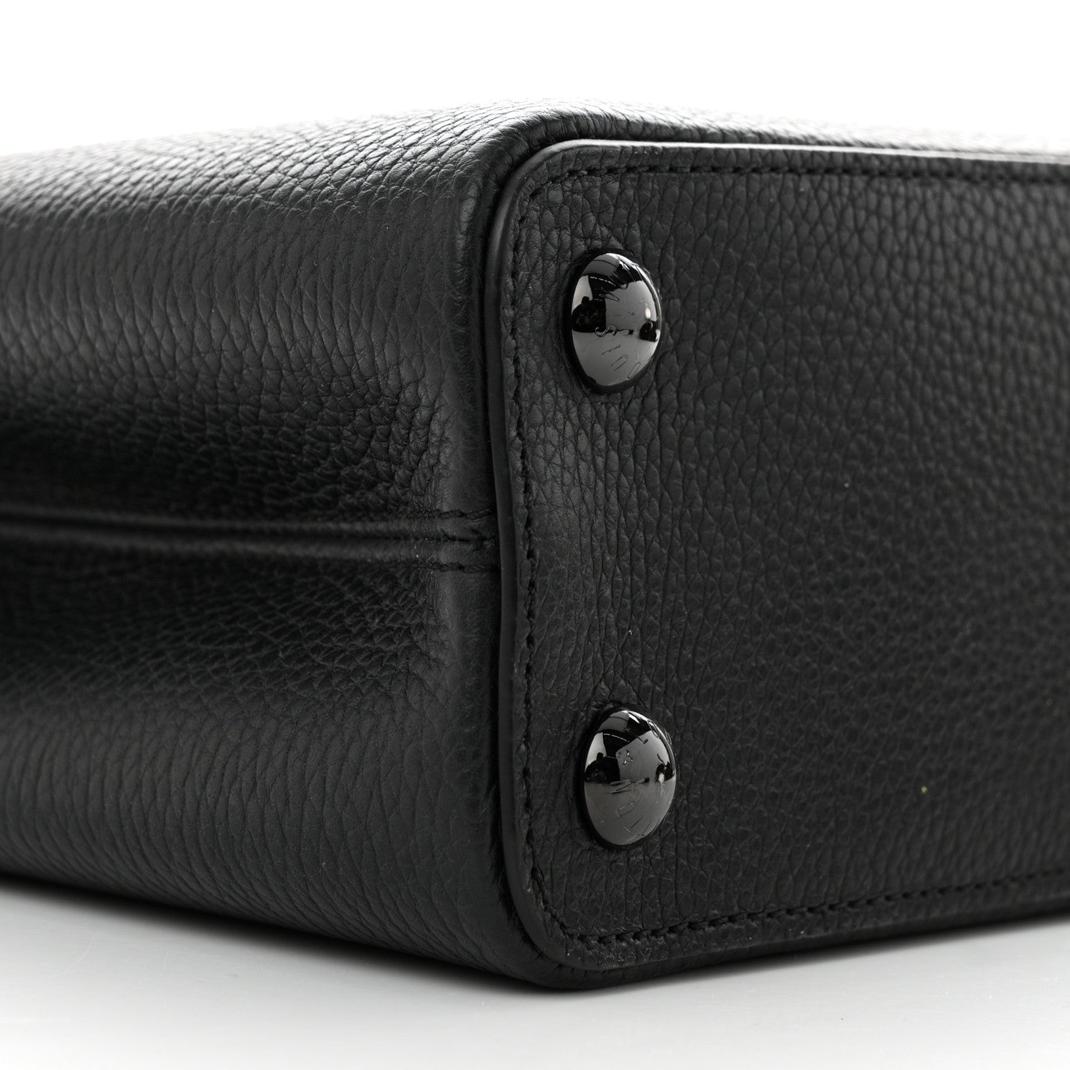 Louis Vuitton Taurillon Capucines BB Matte Black 8 of 9