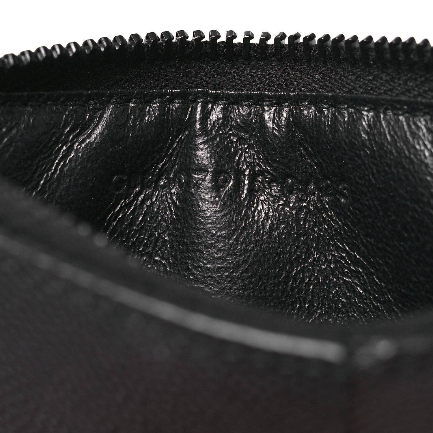 Saint Laurent Grain De Poudre Matelasse Chevron Monogram Fragments Zippered Card Case Black 7 of 8