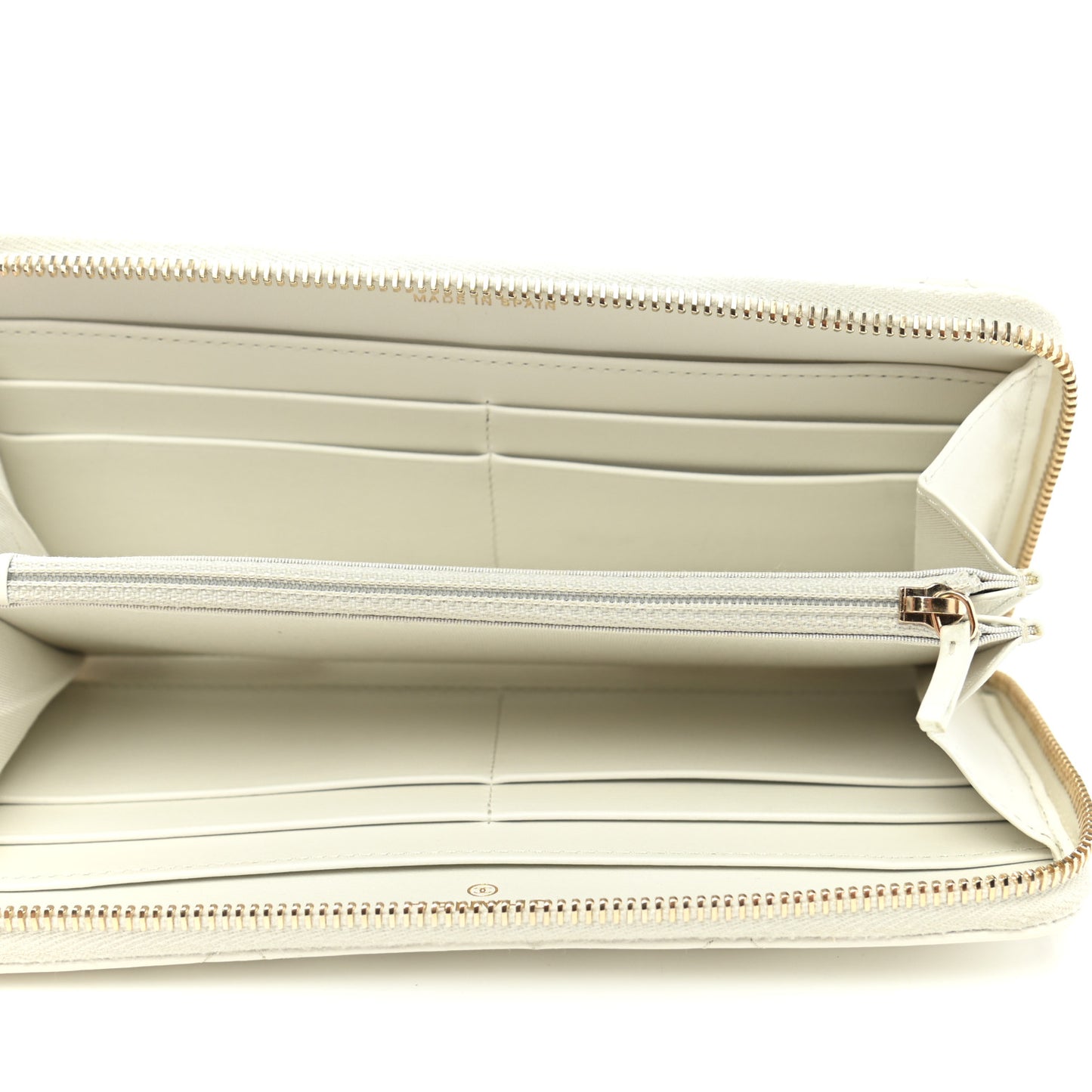 Shiny Goatskin Quilted 19 Long Zipped Around Wallet White
