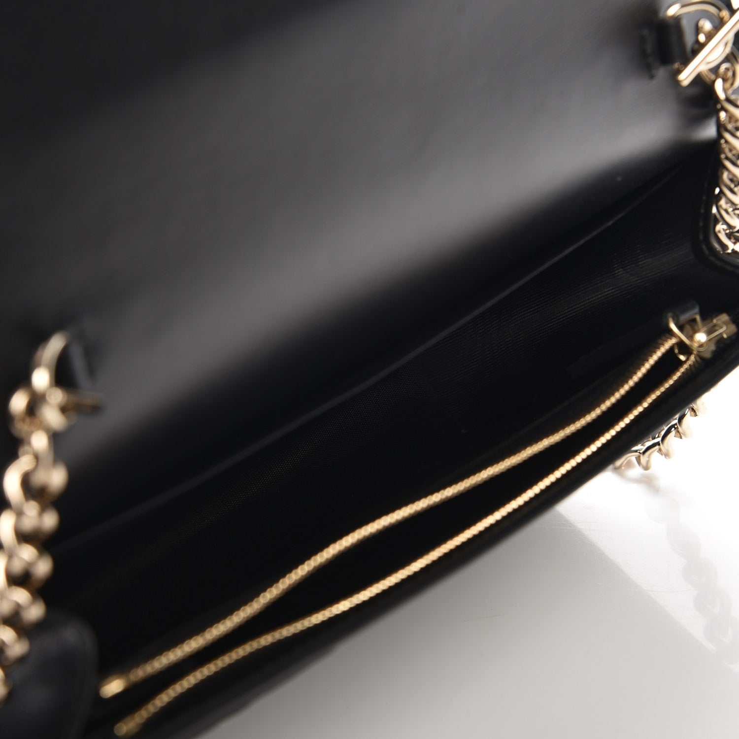 Gucci Guccissima Signature Bowy Chain Wallet Black 5 of 7