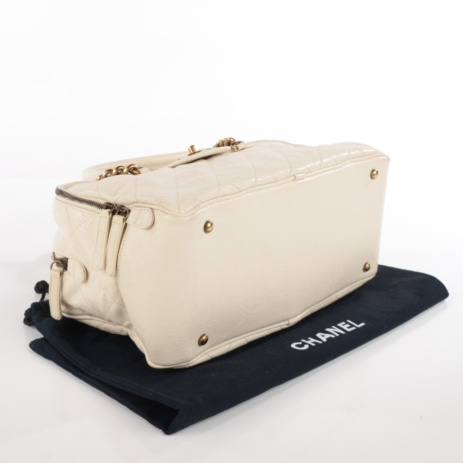 Chanel Crumpled Grained Calfskin Shiva Bowler White 4 of 9