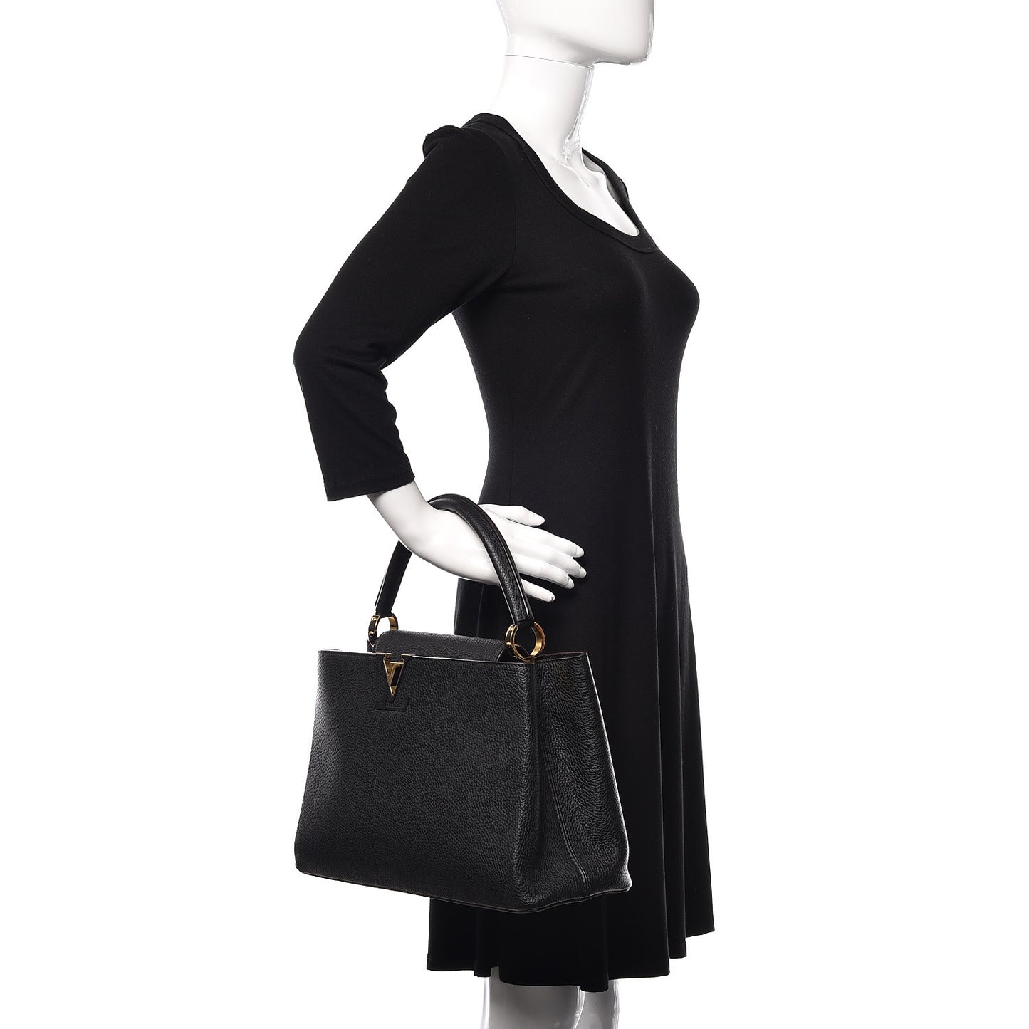 Taurillon Capucines MM Black