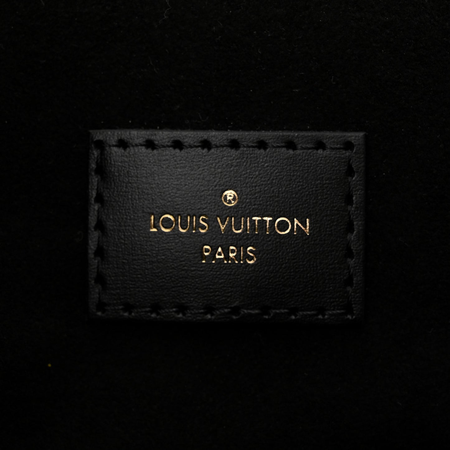 Reverse Monogram Pochette Metis