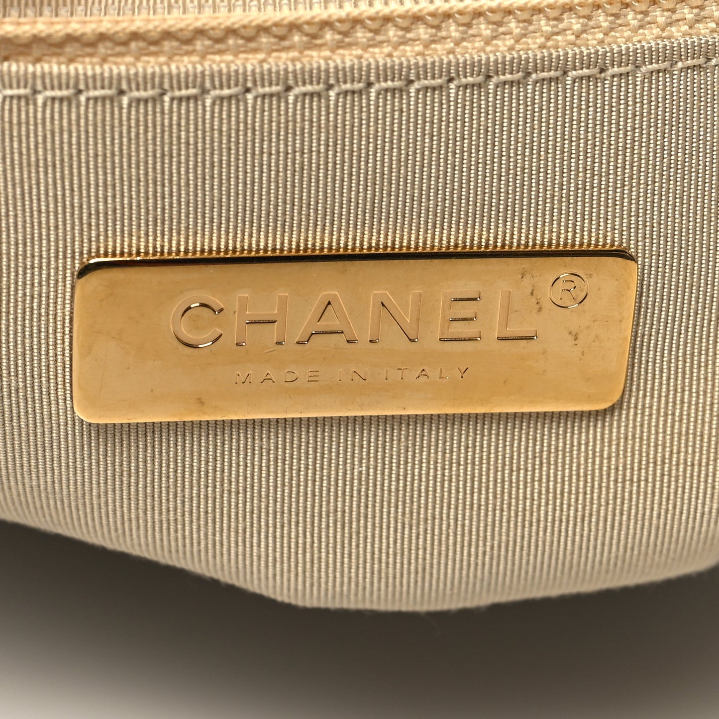 Goatskin Quilted Medium Chanel 19 Flap White