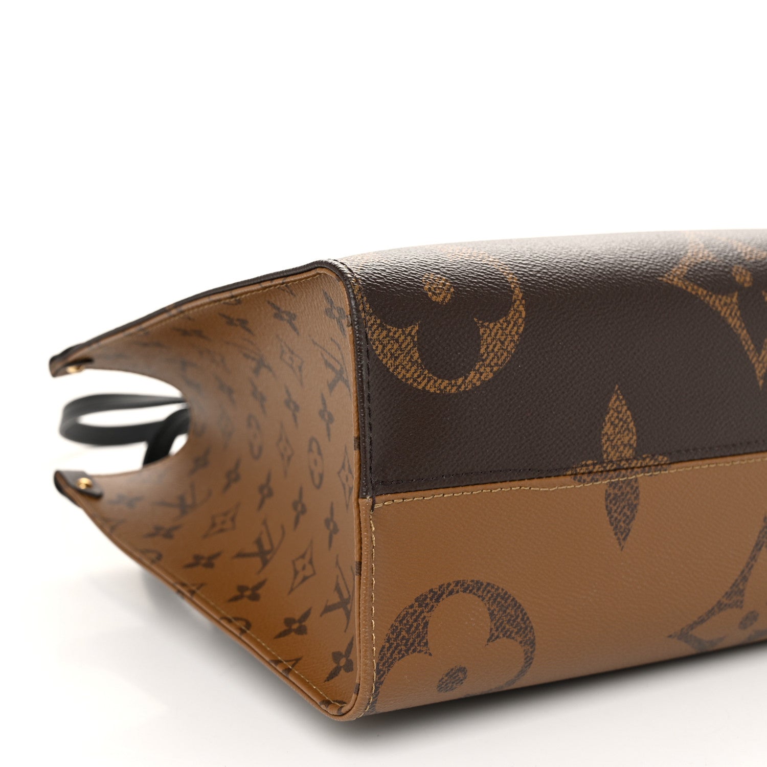 Louis Vuitton Reverse Monogram Giant Onthego MM 8 of 9