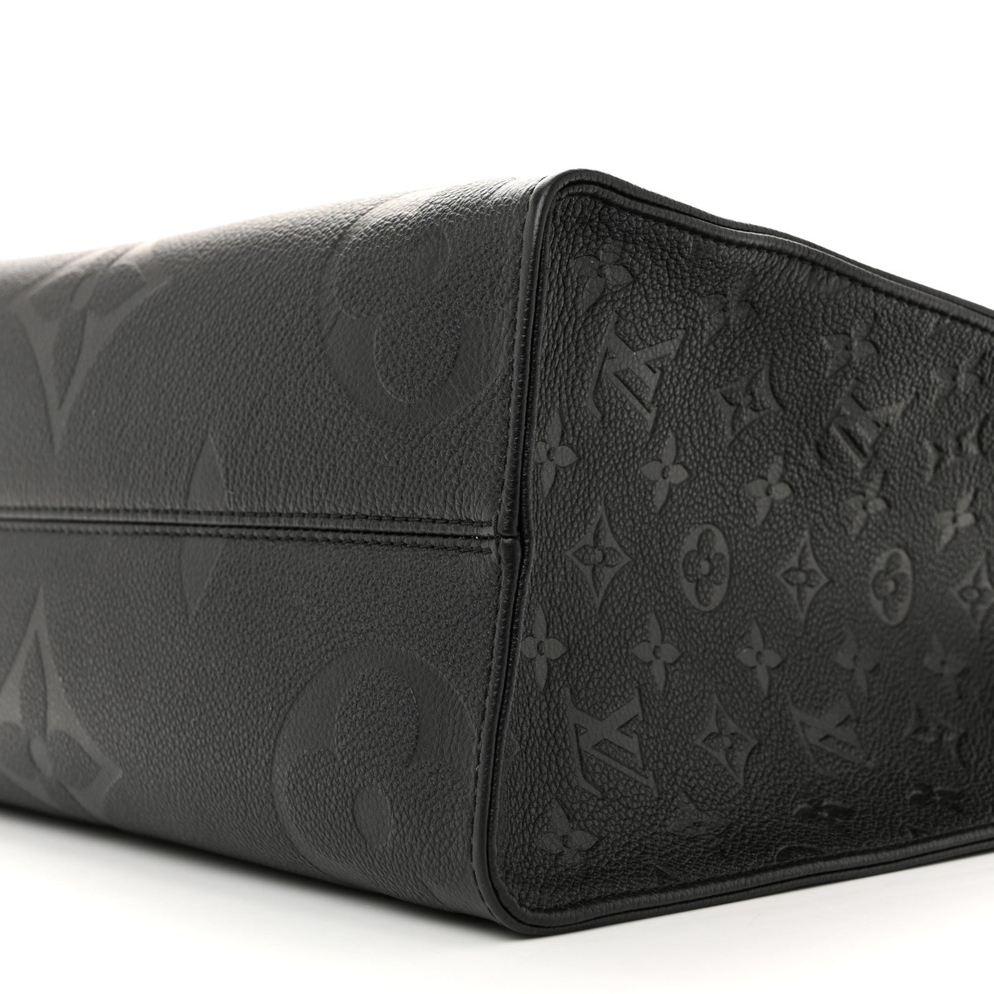 Empreinte Monogram Giant Onthego MM Black