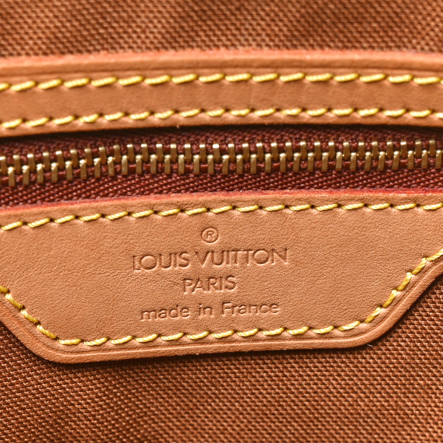 Louis Vuitton Monogram Cabas Mezzo 6 of 9