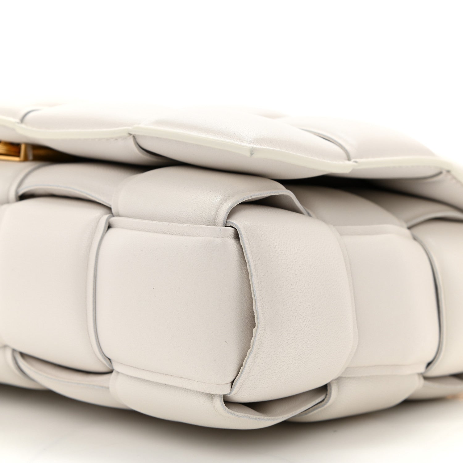 Bottega Veneta Lambskin Maxi Intreccio Padded Chain Cassette Crossbody Bag White 10 of 11