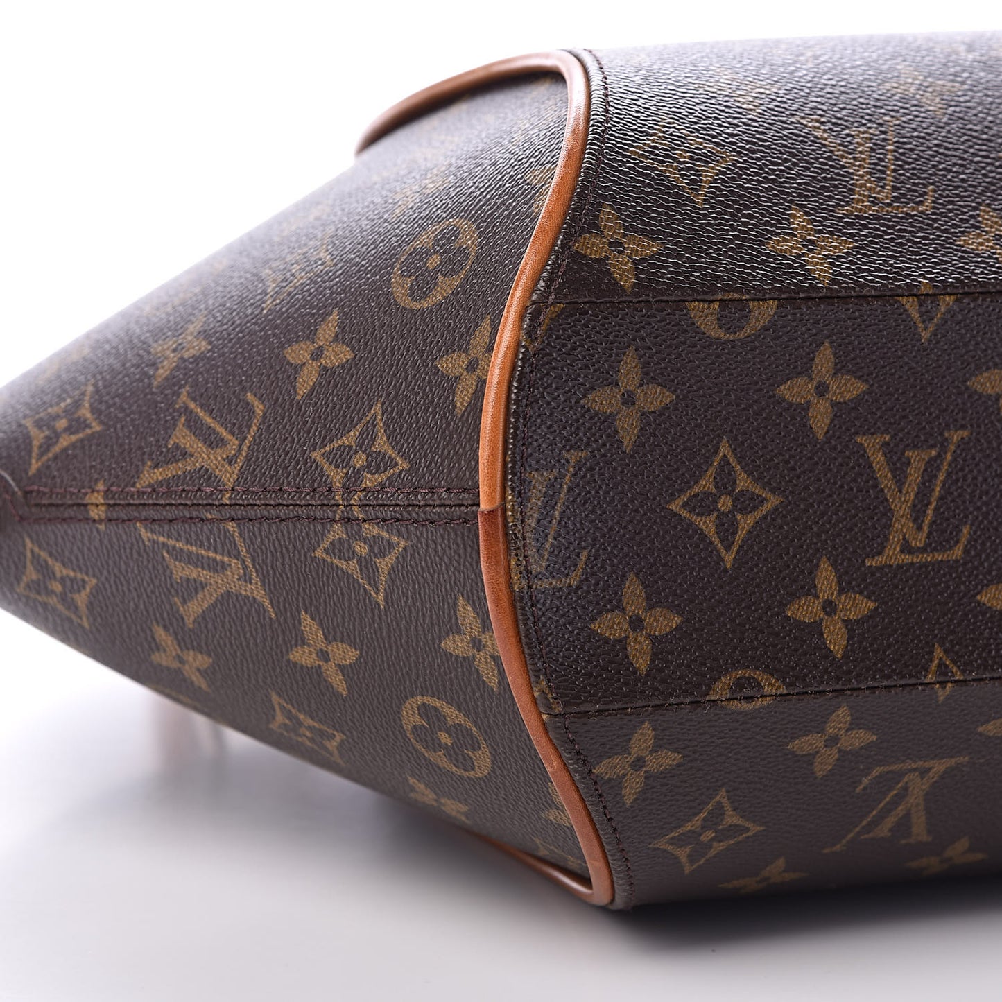 Monogram Ellipse MM