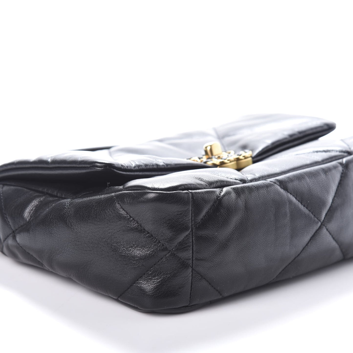 Goatskin Quilted Medium 19 Flap Black
