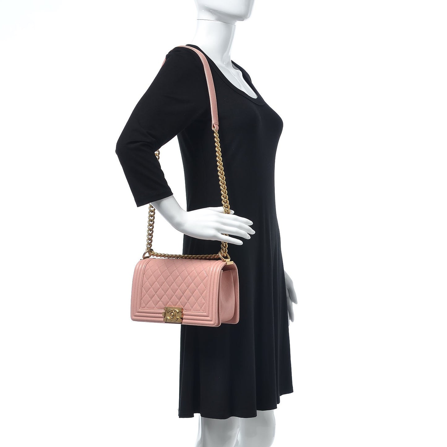Caviar Quilted Medium Boy Flap Pink