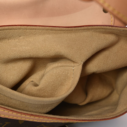 Louis Vuitton Monogram Leonor 6 of 23