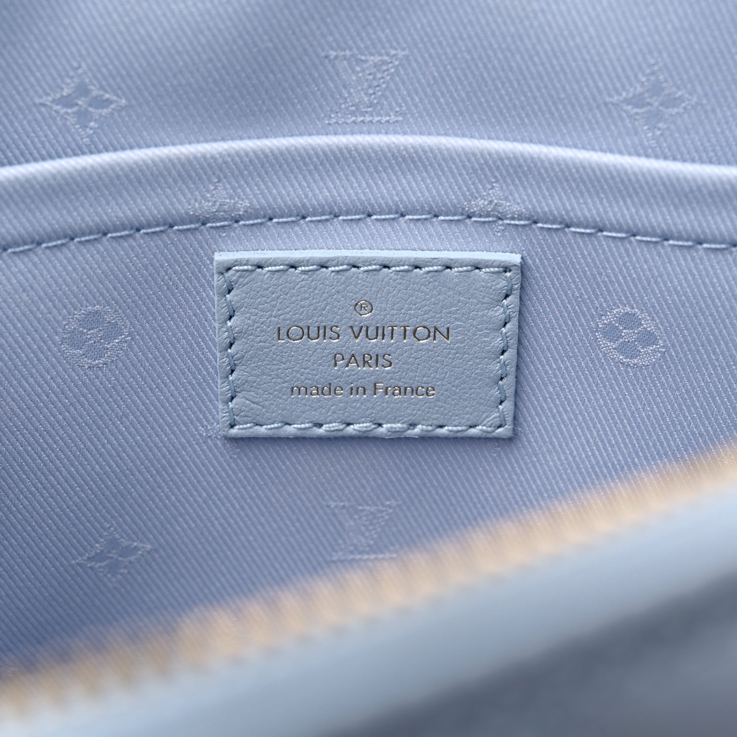 Calfskin Bubblegram Alma BB Ice Blue