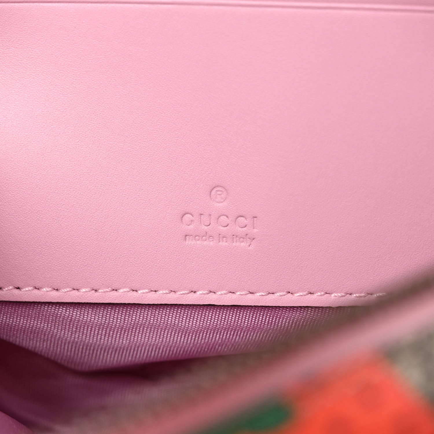 Gucci GG Supreme Monogram Strawberry Round Wrist Wallet 6 of 6