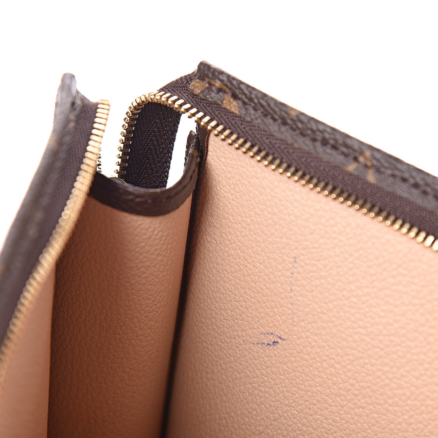 Louis Vuitton Monogram Toiletry Pouch 26 7 of 11