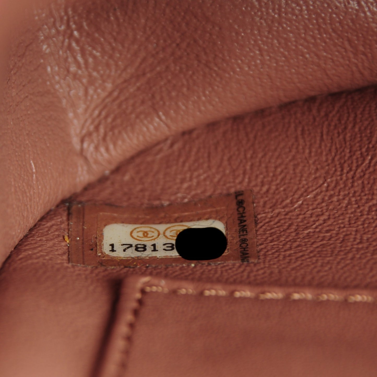 Lambskin Quilted Medium CC Crown Camera Case Pink