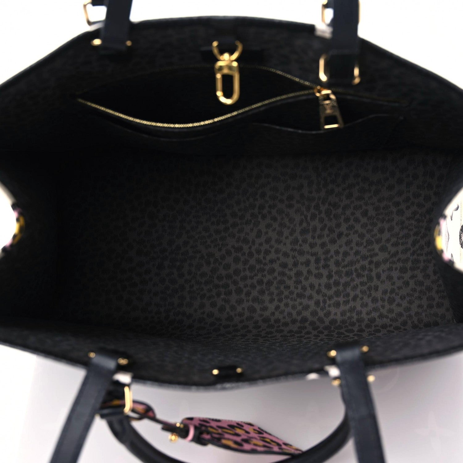 Louis Vuitton Monogram Giant Wild At Heart Onthego GM Black 16 of 17