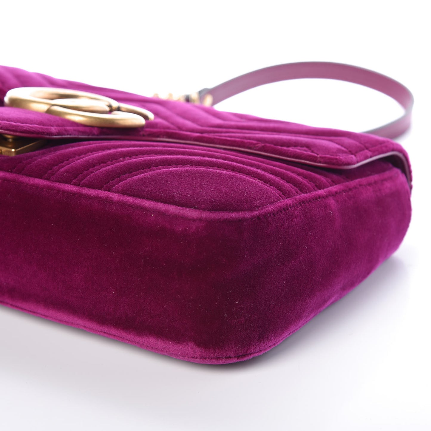 Velvet Matelasse Medium GG Marmont Shoulder Bag Fuchsia Violet Cyclamen
