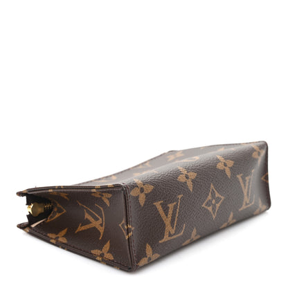 Louis Vuitton Monogram Toiletry Pouch 15 4 of 7
