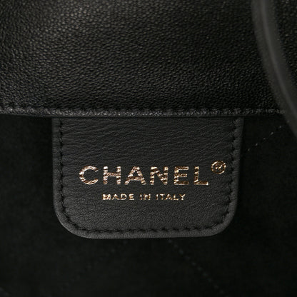 Chanel Shiny Lambskin Quilted Medium Hobo Black 7 of 11
