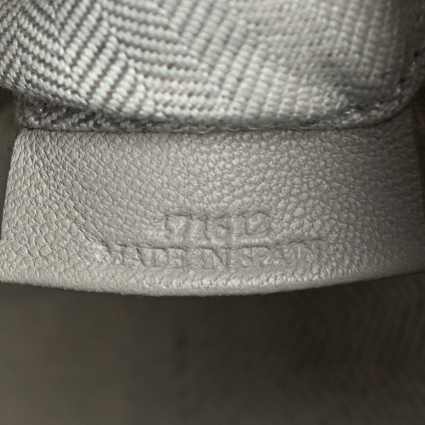 Calfskin Small Puzzle Bag Sand Hazelnut Ash