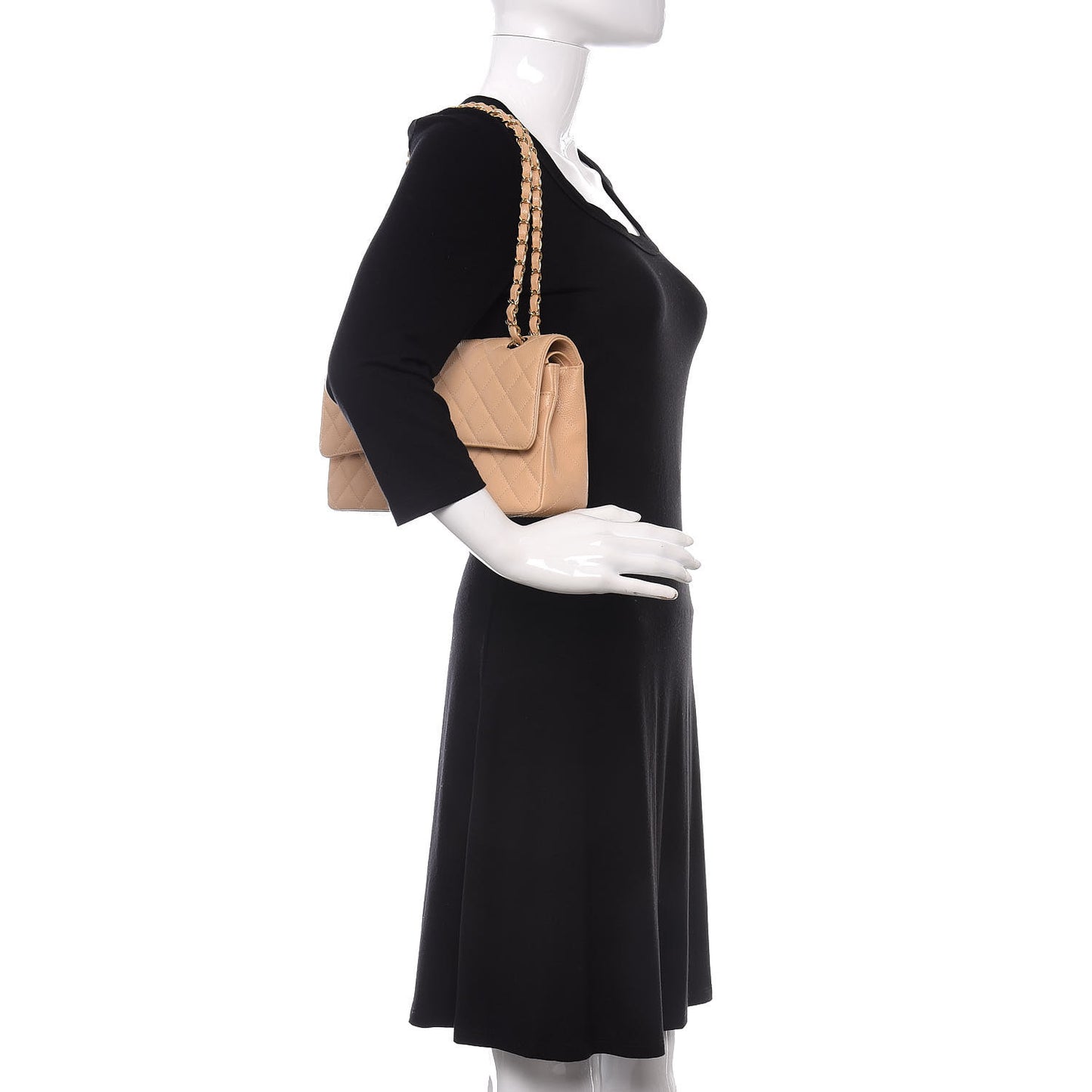 Caviar Quilted Medium Double Flap Beige Clair