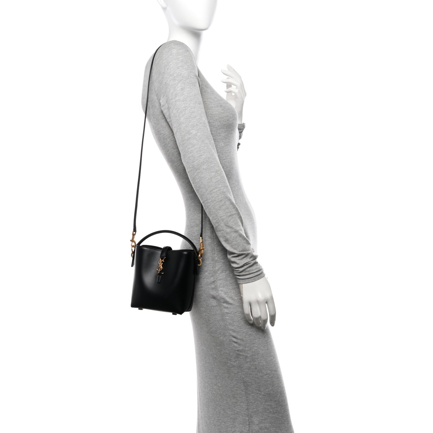 Shiny Calfskin Le 37 Mini Bucket Bag Black