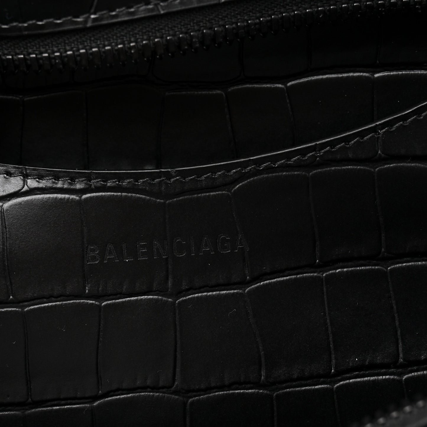 Semi Matte Calfskin Crocodile Embossed Neo Classic Black Hardware Large City Black