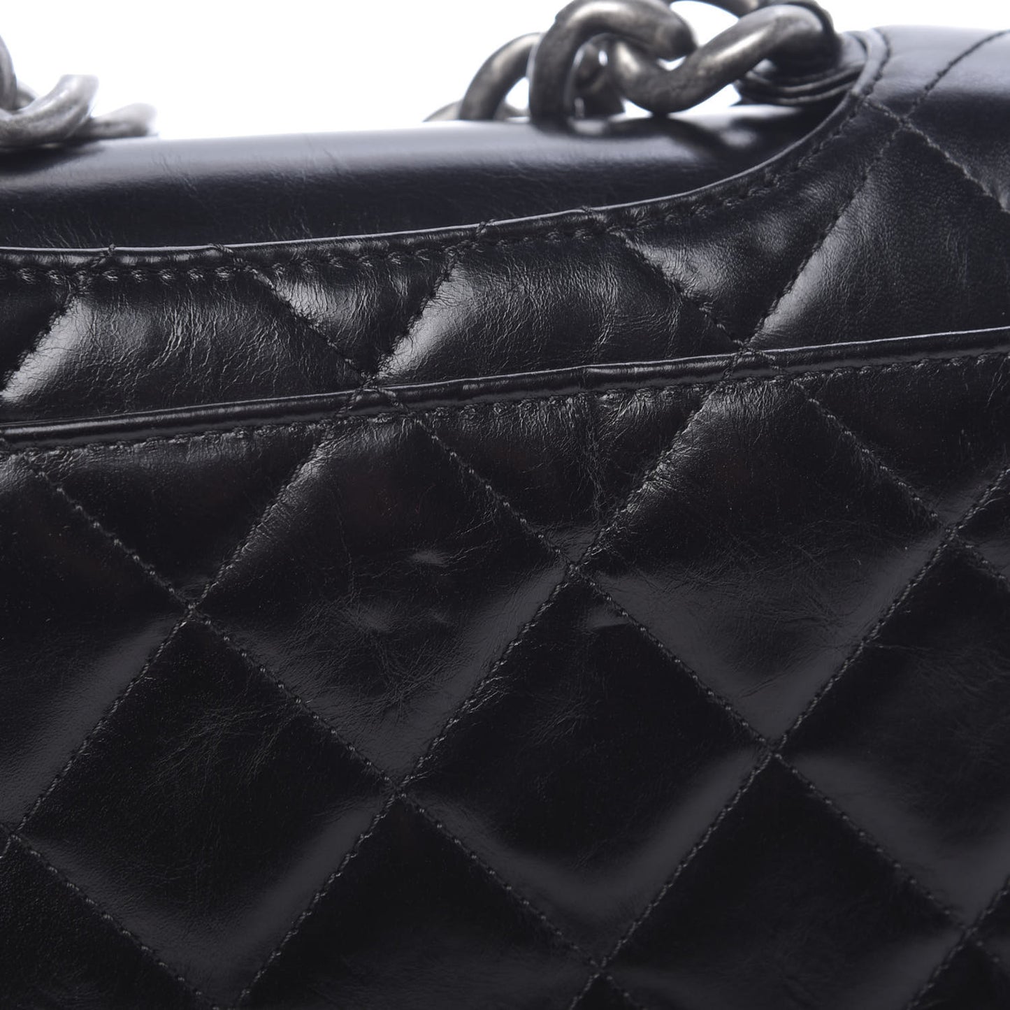 Glazed Calfskin Quilted Medium Perfect Edge Flap Black