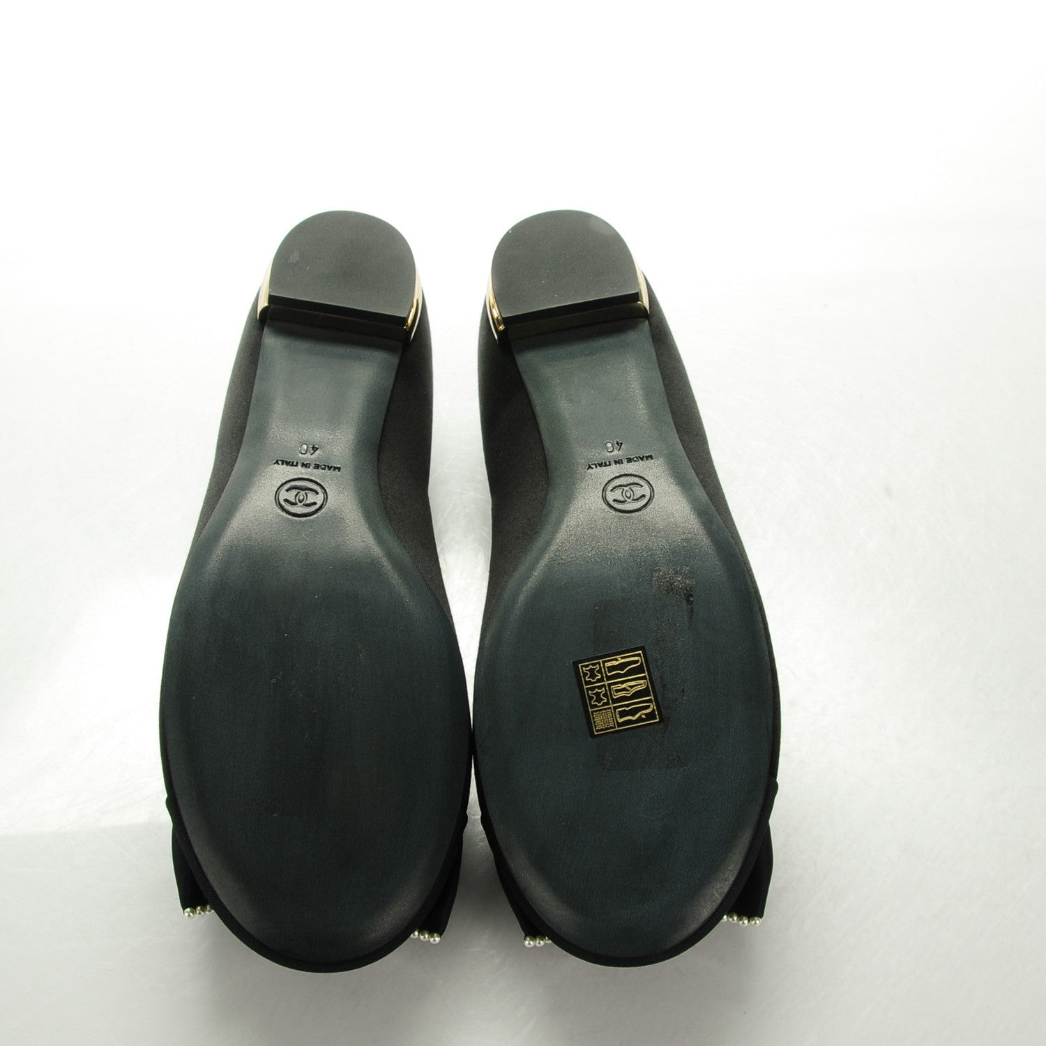 Chanel Satin Pearl Bow Ballerina Cap Toe Flats 40 Black 5 of 9