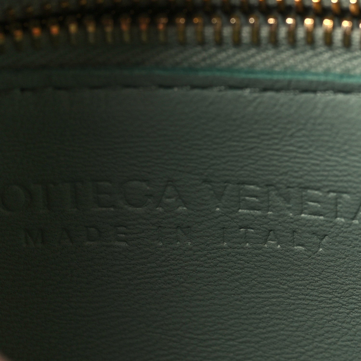 Bottega Veneta Lambskin Maxi Intrecciato Cassette Crossbody Bag New Sauge 6 of 9