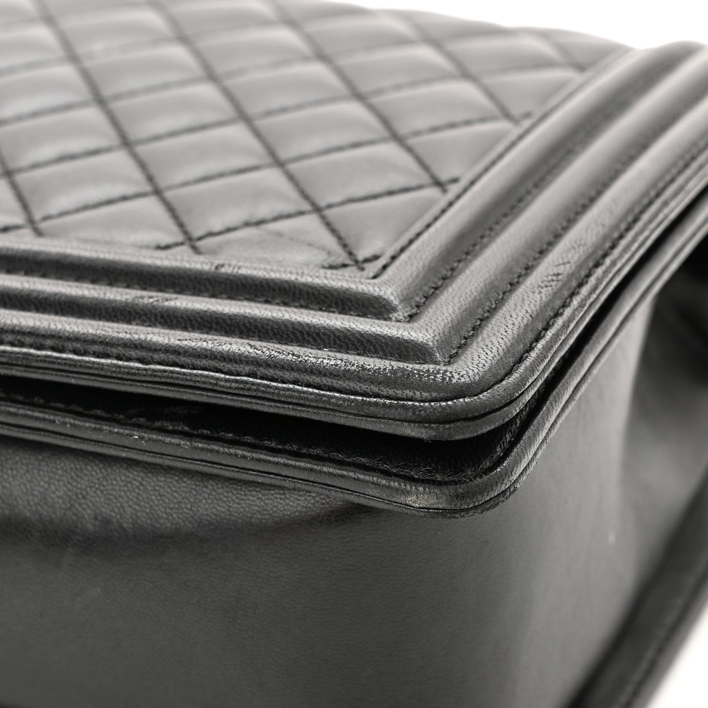 Lambskin Quilted New Medium Boy Flap Black