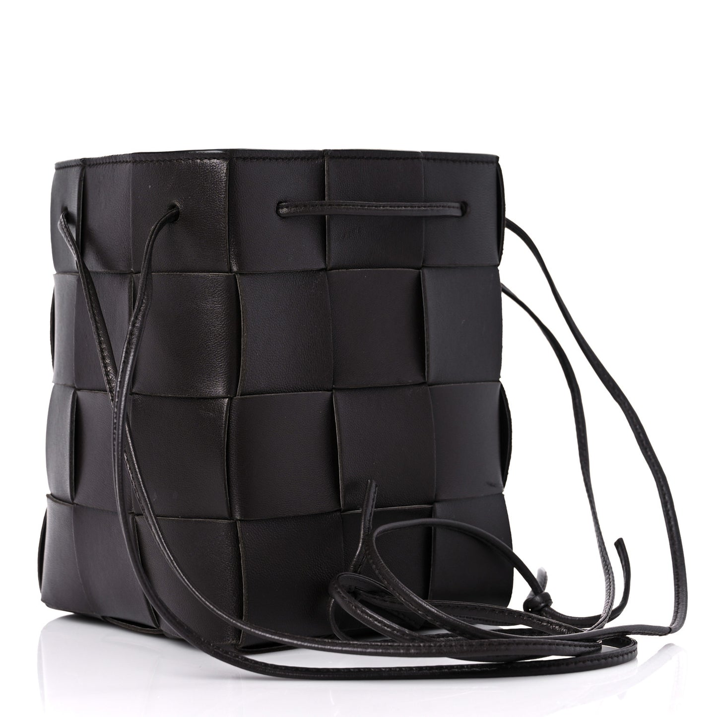 Nappa Maxi Intrecciato Cassette Bucket Bag Fondant