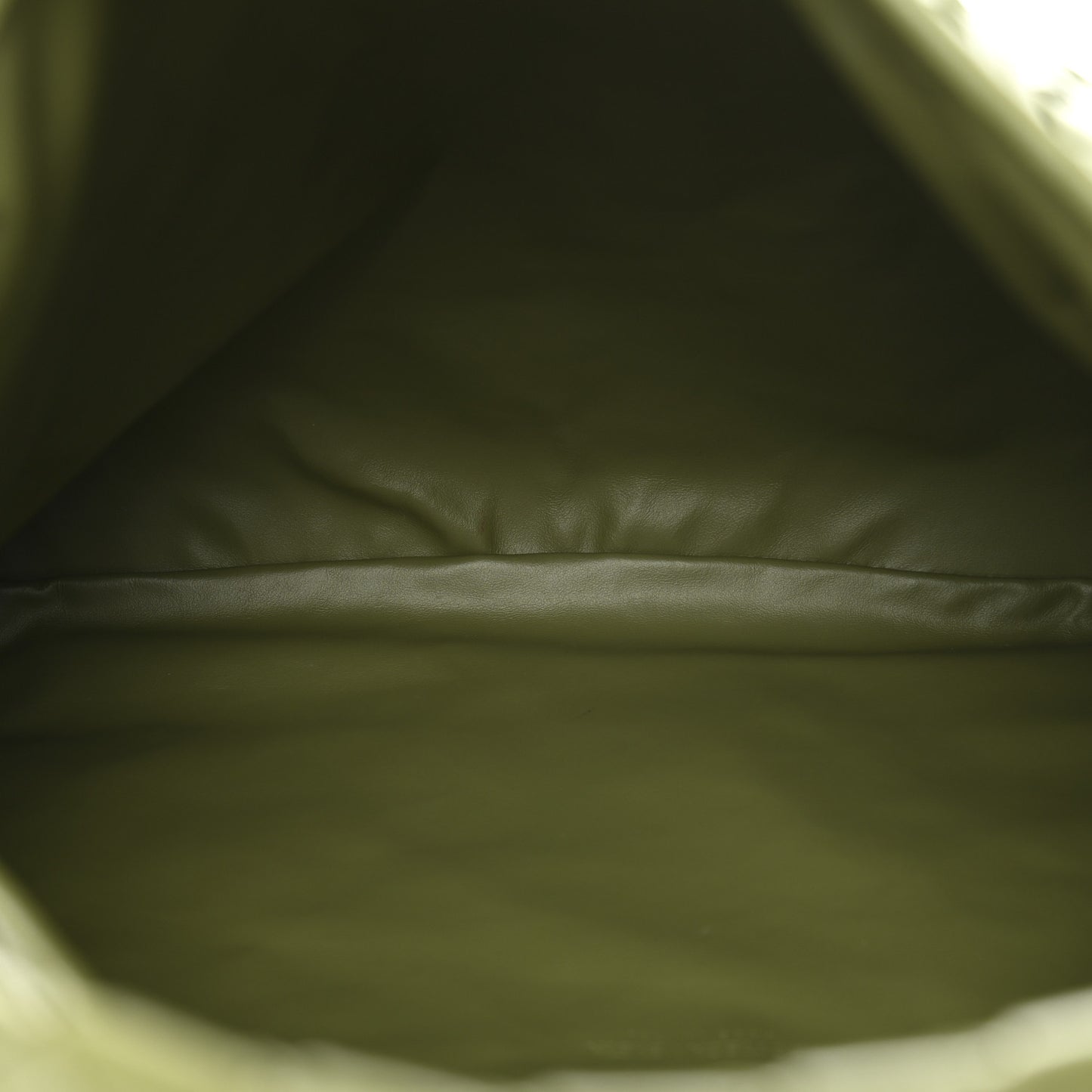 Calfskin Intrecciato Large Hop Matcha