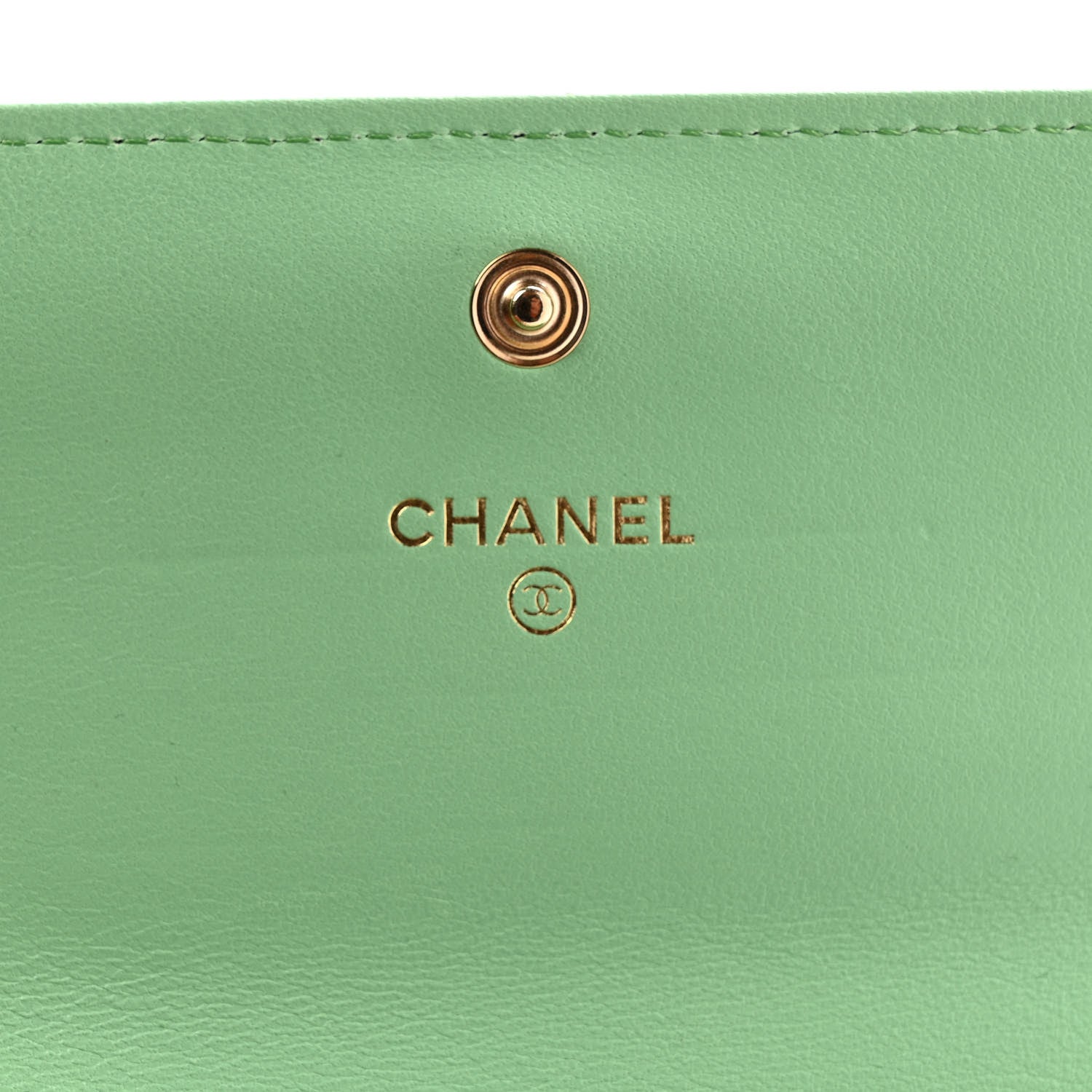 Chanel Lambskin Quilted Chanel 19 Flap Wallet Green 6 of 8