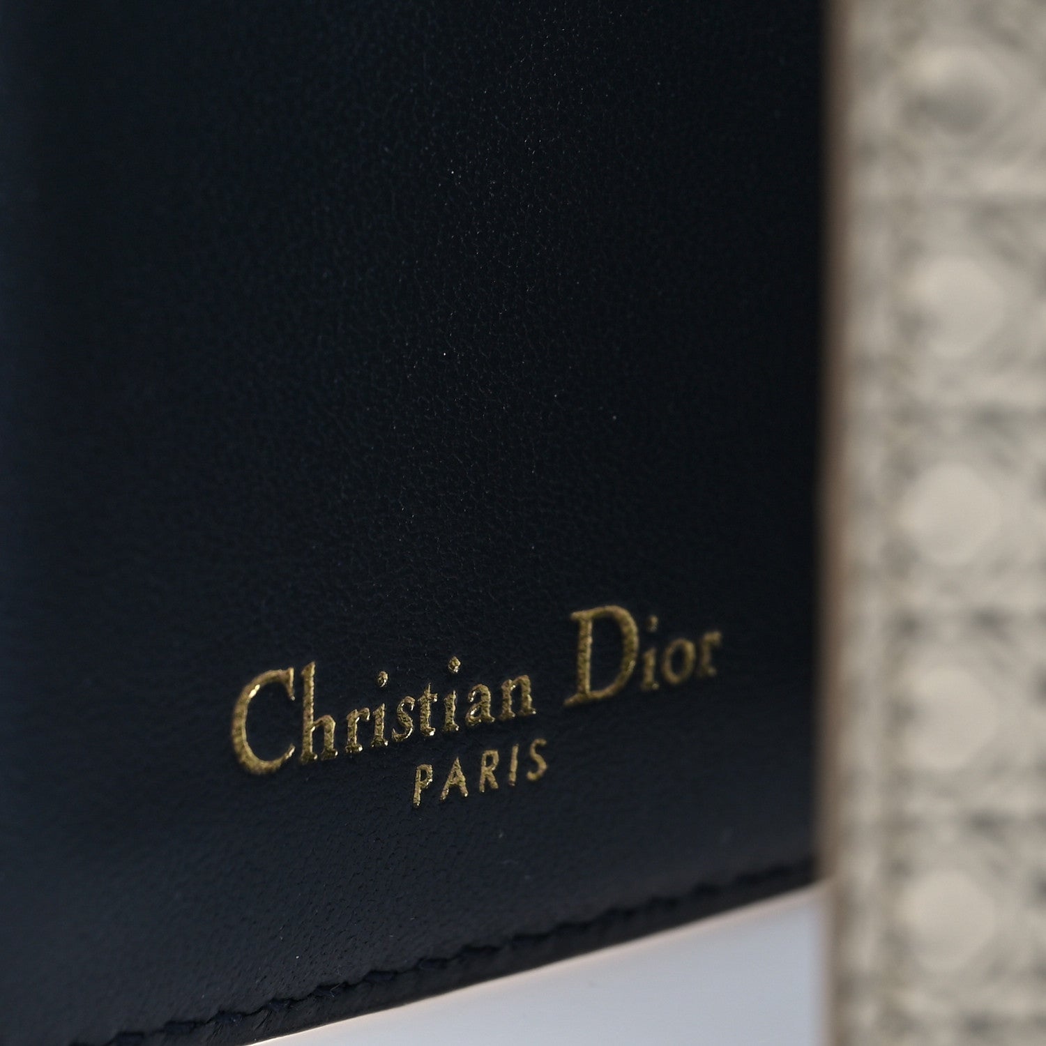 Christian Dior Metallic Patent Micro-Cannage 30 Montaigne Lotus Wallet Champagne 6 of 7