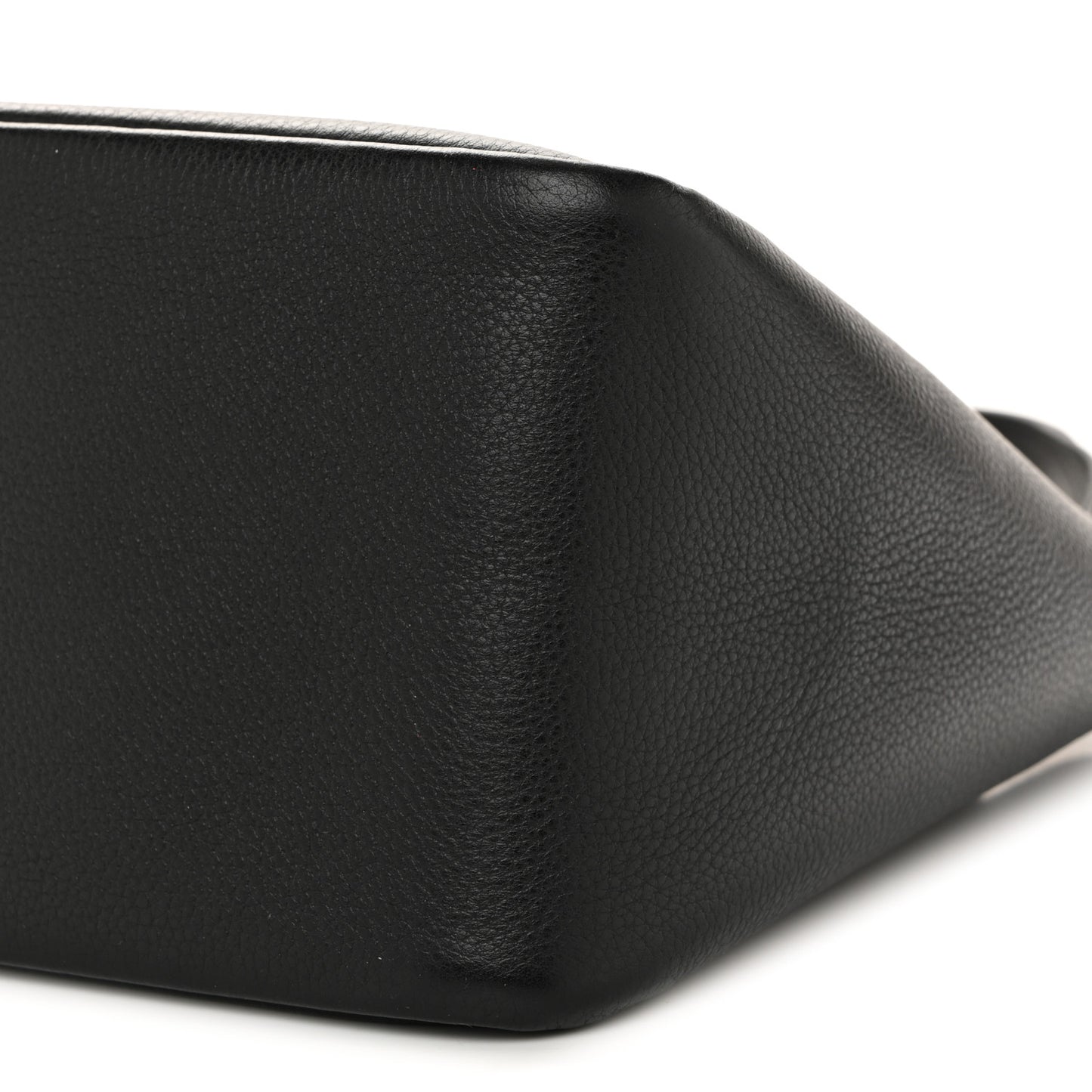 Vitello Daino Soft Medium Dynamique Tote Black