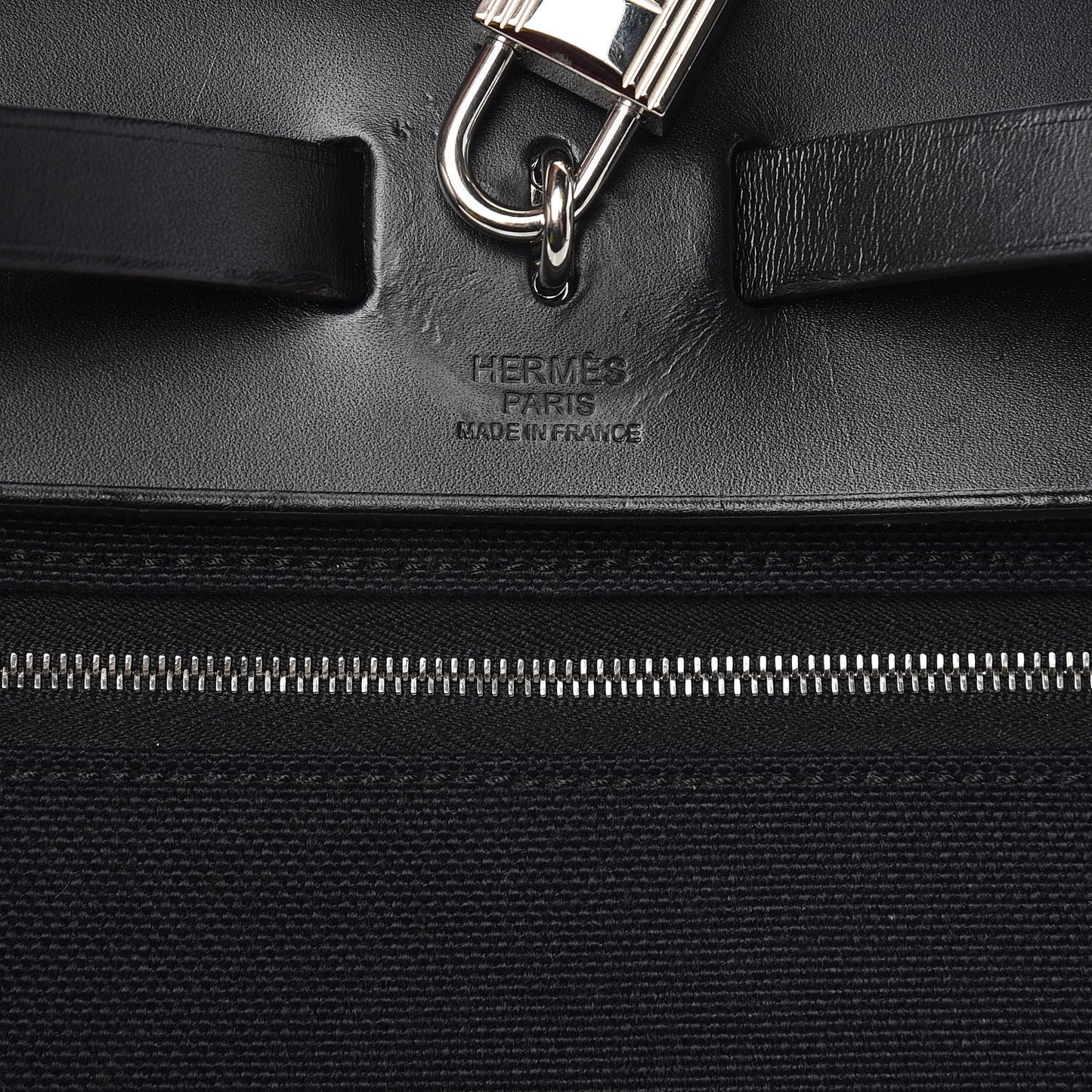 Military Toile Vache Hunter Herbag Zip PM 31 Black